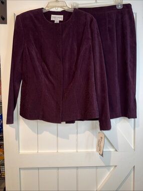 Jessica Howard Deep Plum Two-Piece Skirt Set